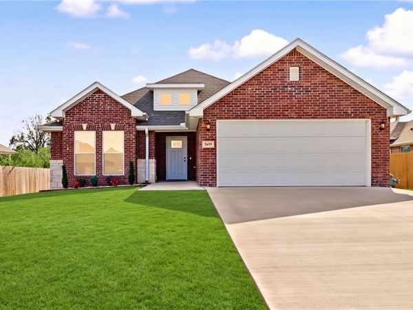 5419 Clear Springs Avenue , Springdale, AR 72762