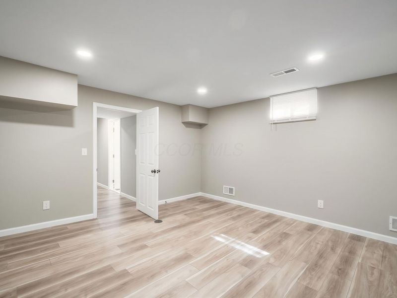 6099 Innovation Drive, Dublin, OH 43016 Photo 21