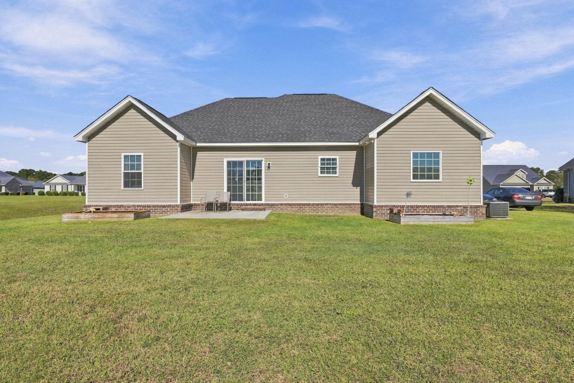 188 High Meadow Ln.  Photo 6