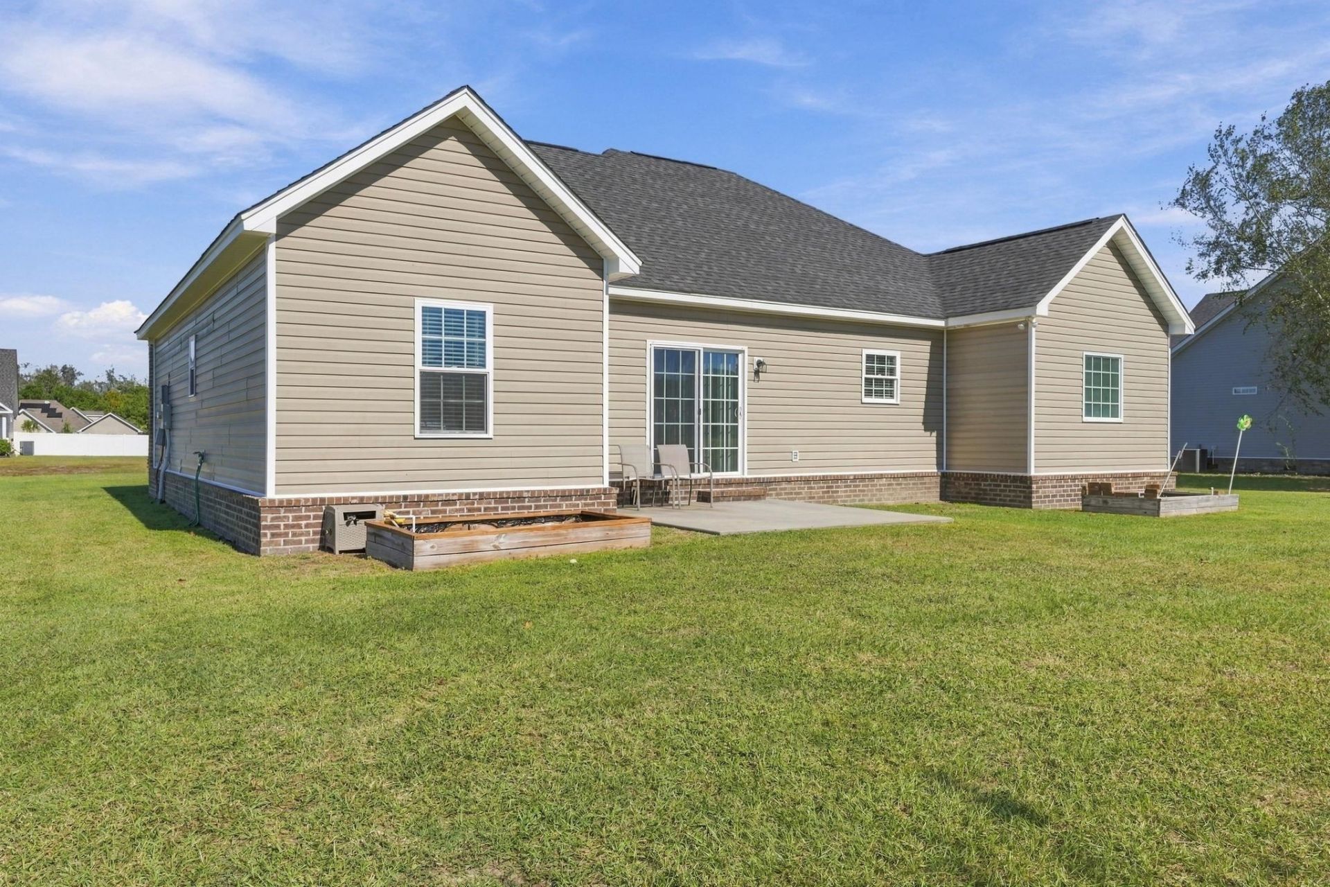 188 High Meadow Ln.  Photo 7