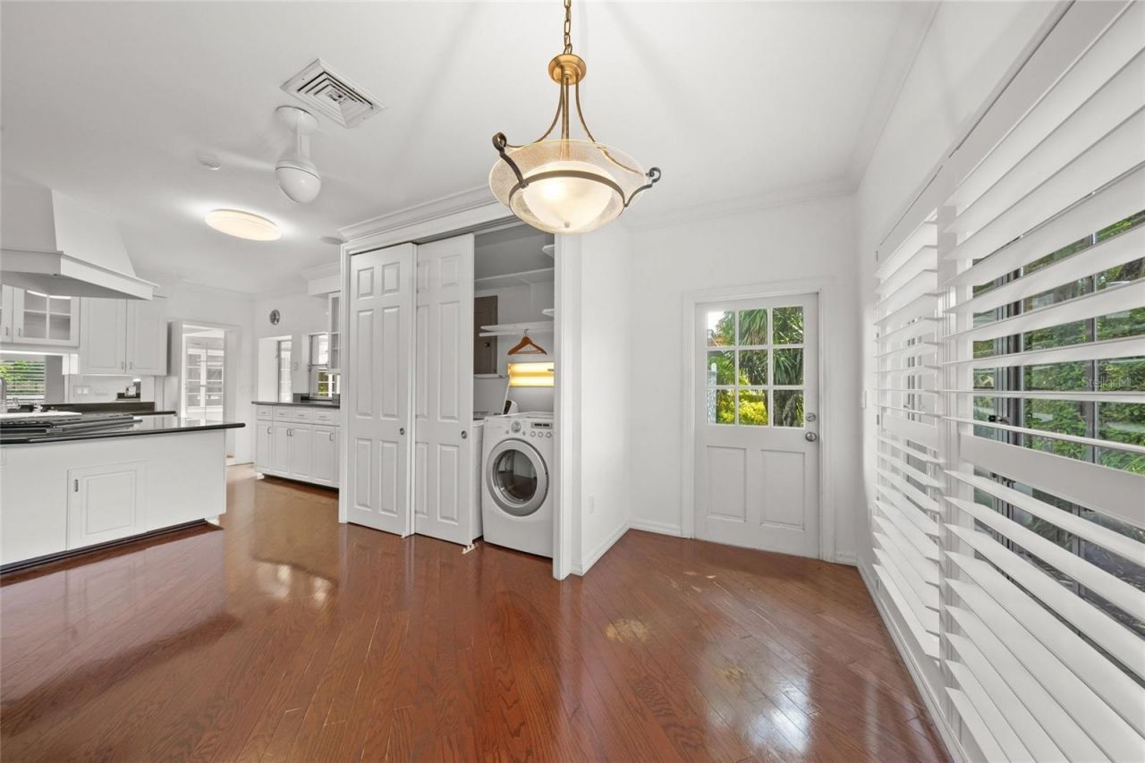 1714 South Drive , Sarasota, FL 34239 Photo