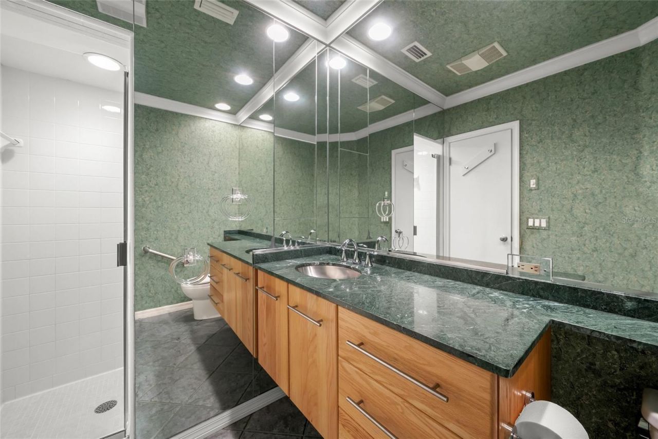 1714 South Drive , Sarasota, FL 34239 Photo