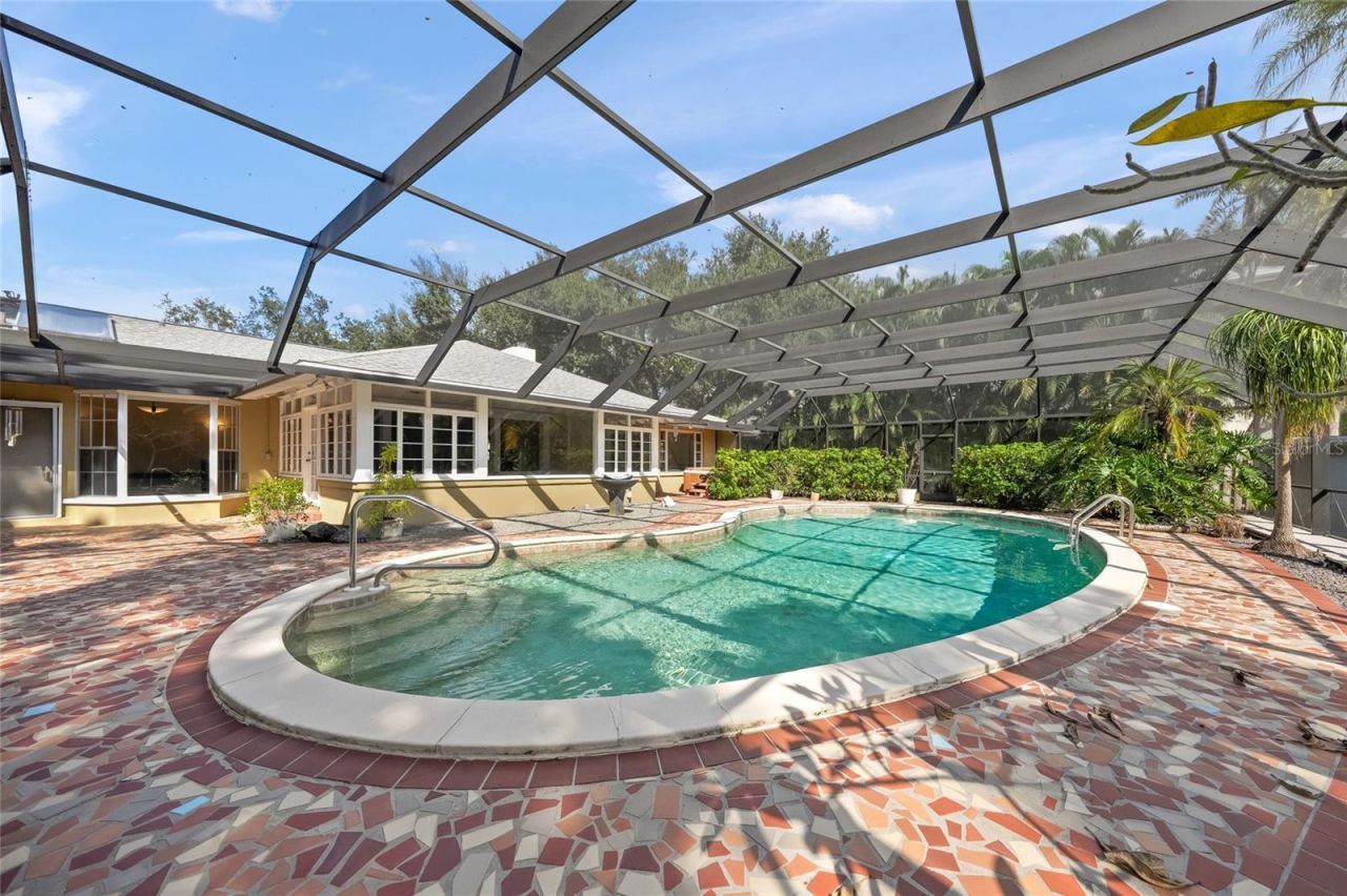 1714 South Drive , Sarasota, FL 34239 Photo