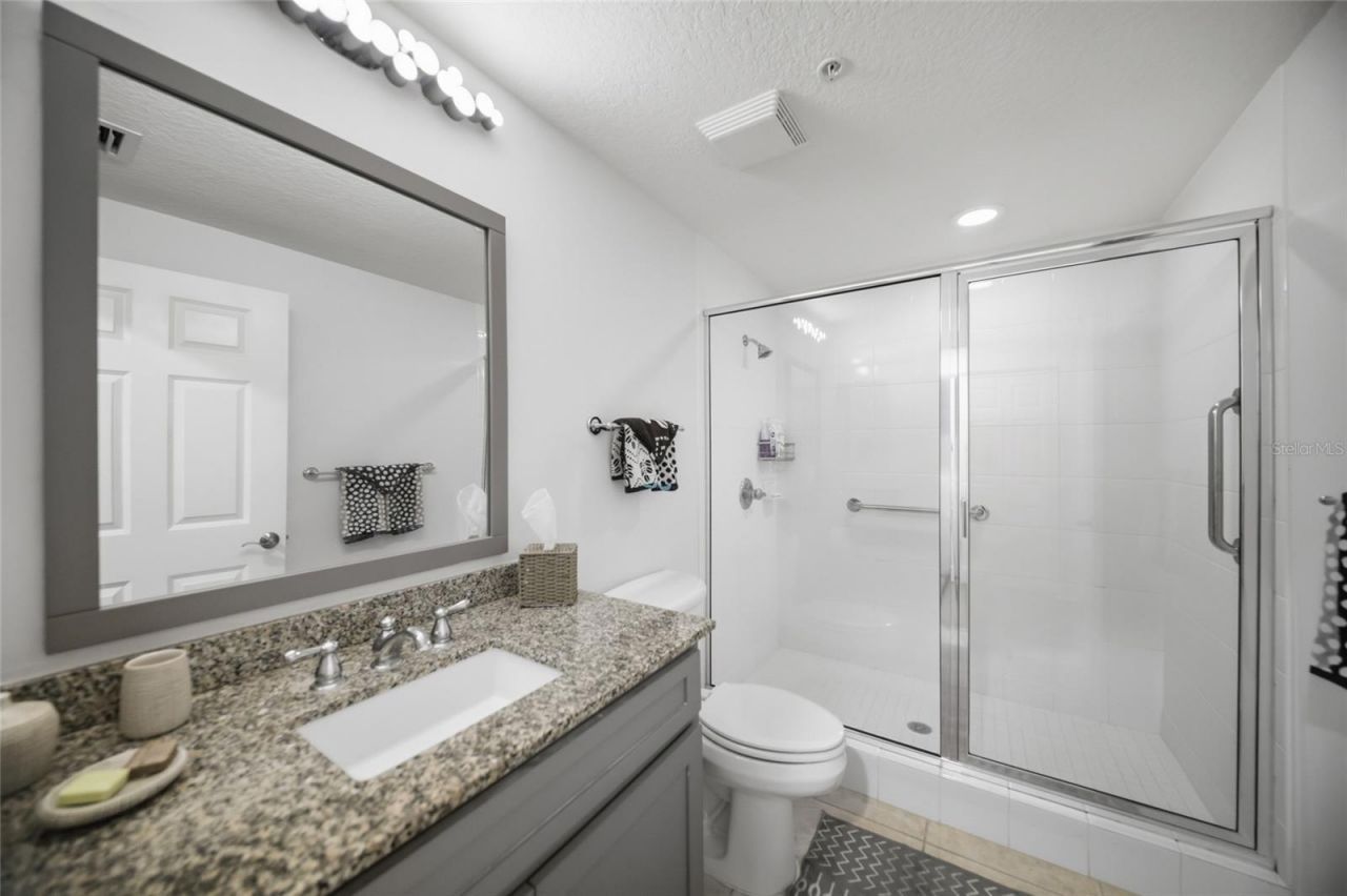 800 N Tamiami Trail, Unit 201, Sarasota, FL 34236 Photo