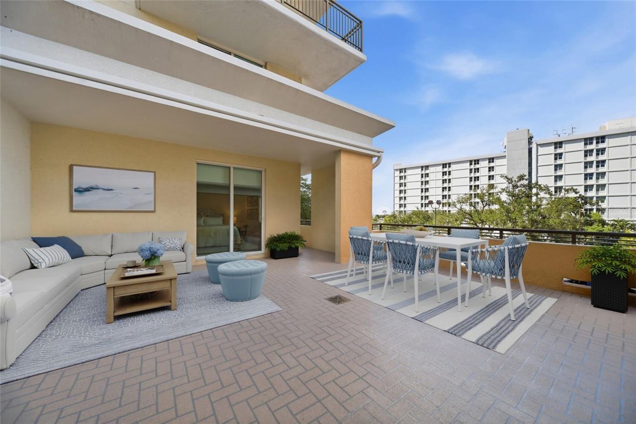 800 N Tamiami Trail, Unit 201, Sarasota, FL 34236 Photo