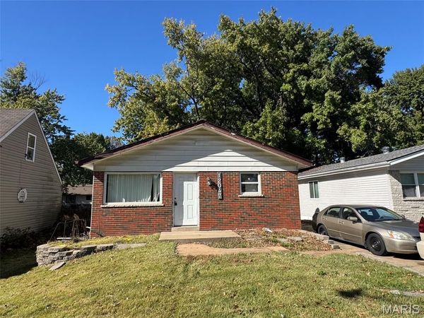 12047 Larimore Road , Unincorporated, MO 63138