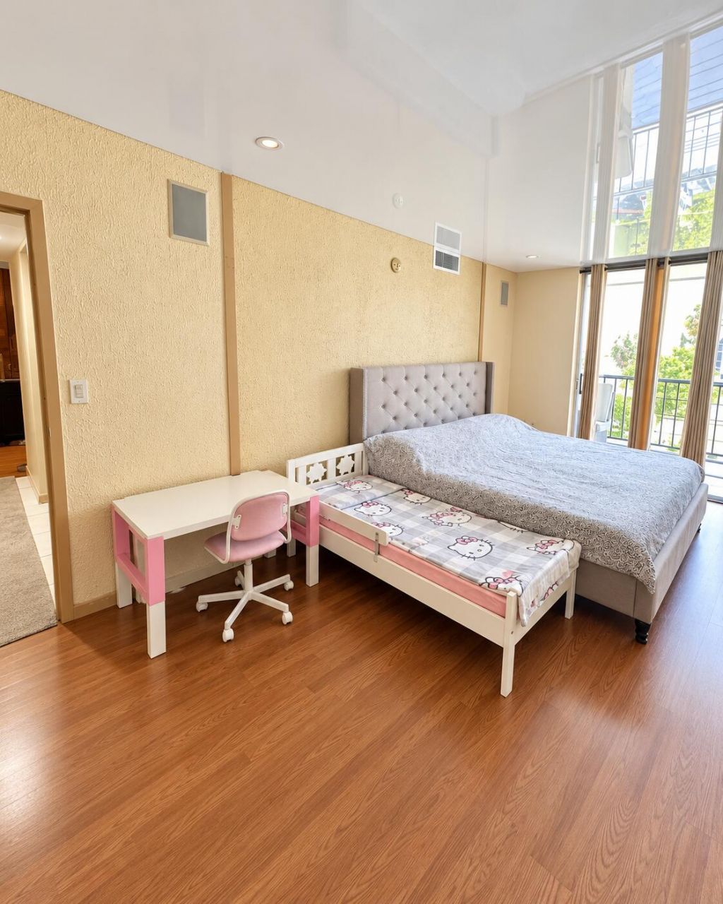 601 Three Islands, Unit 315, Hallandale Beach, FL 33009 Photo