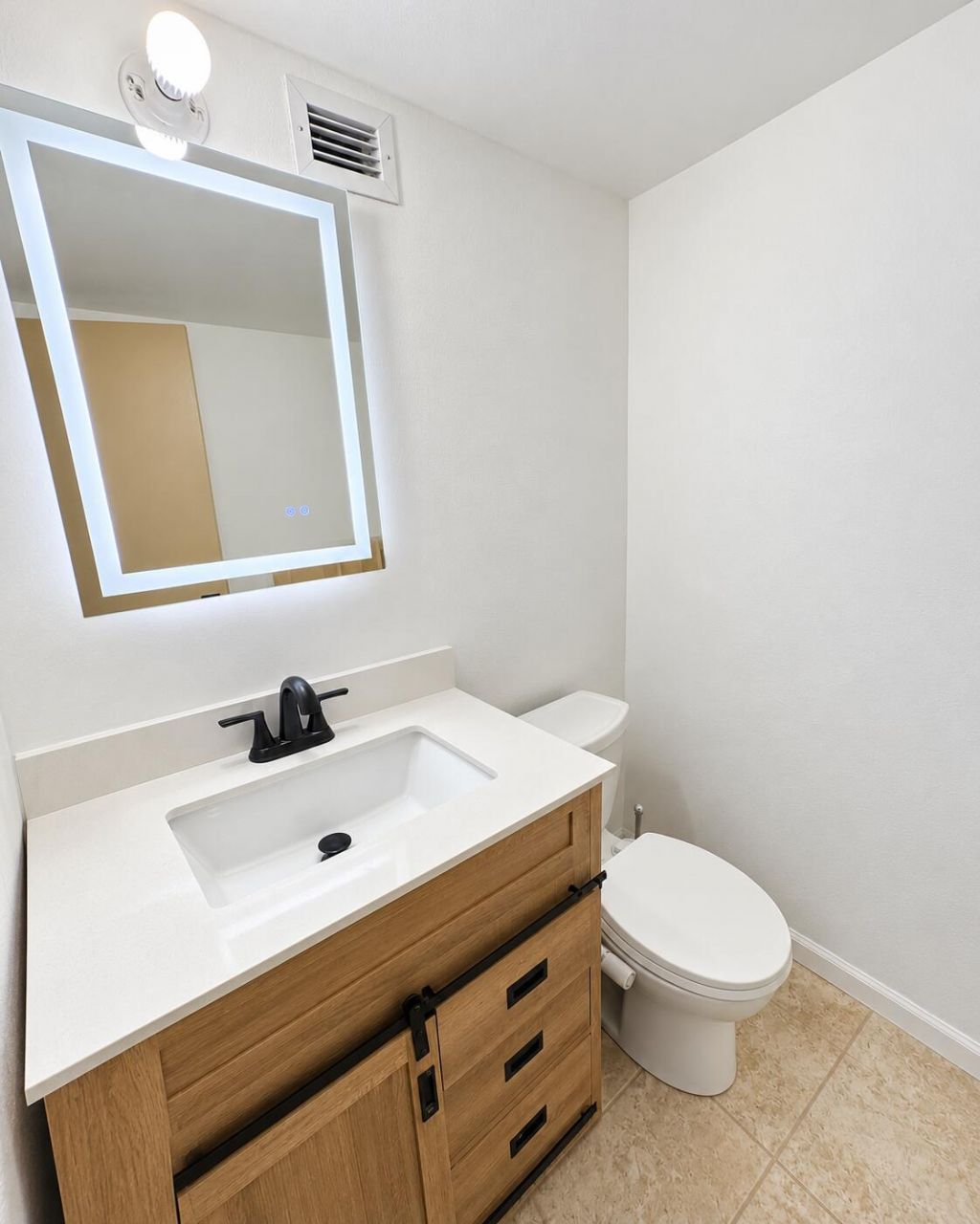 601 Three Islands, Unit 315, Hallandale Beach, FL 33009 Photo