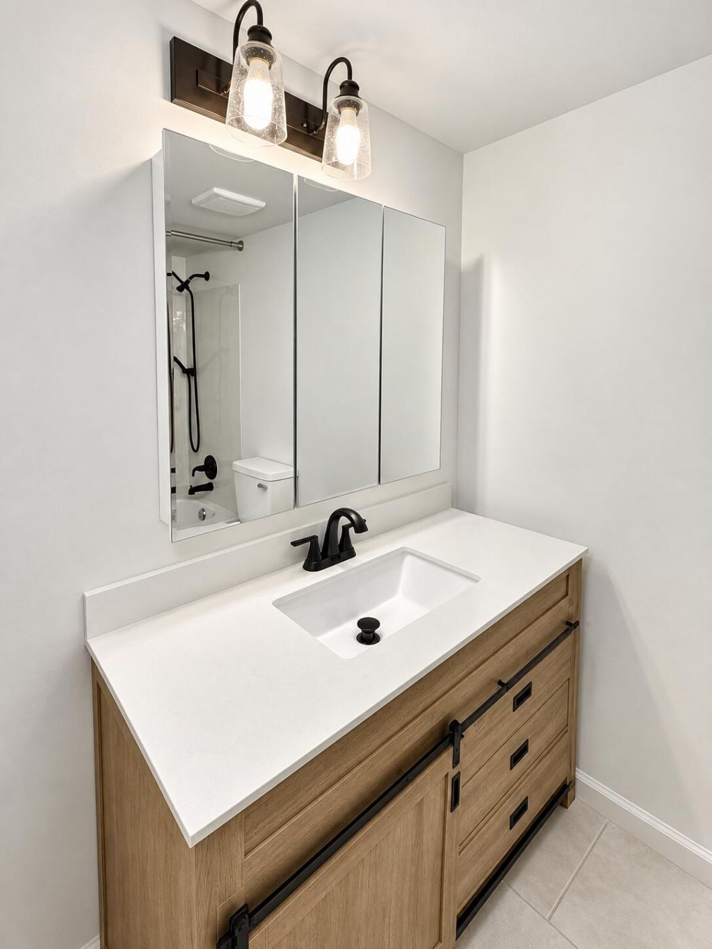 601 Three Islands, Unit 315, Hallandale Beach, FL 33009 Photo