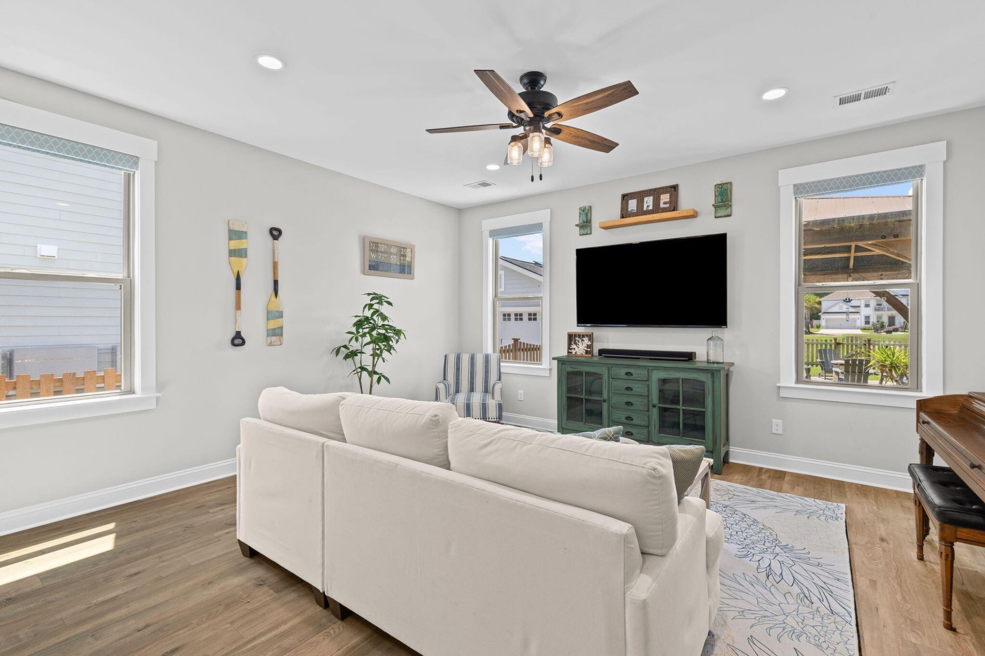 2199 Kemmerlin Street Photo 22