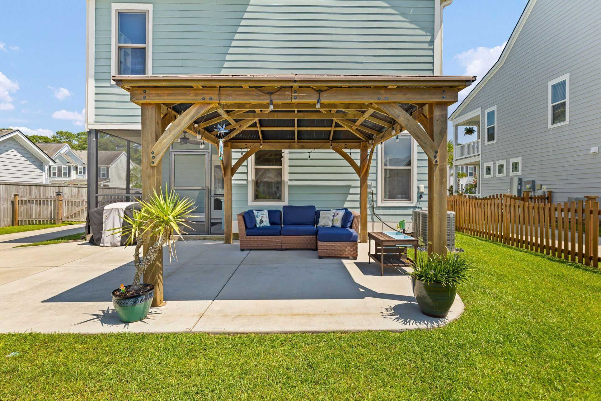2199 Kemmerlin Street Photo 46