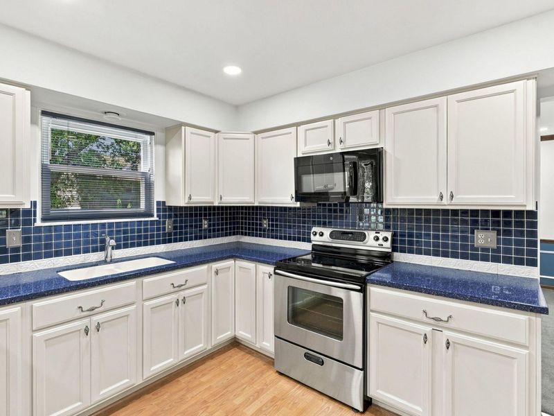 127 S Hempstead Road, Westerville, OH 43081 Photo 5