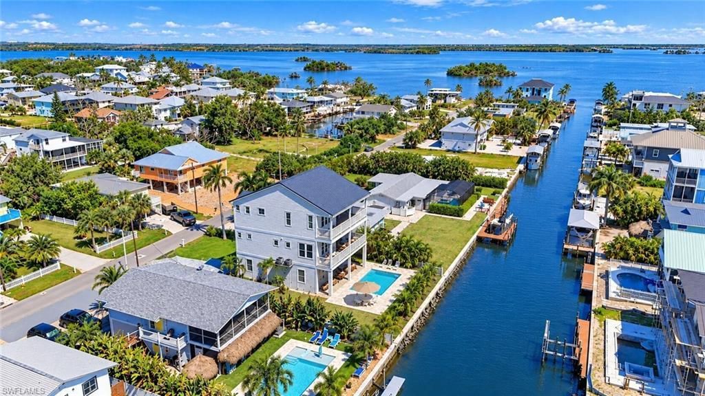 140 Bahia Via , Fort Myers Beach, FL 33931 Photo
