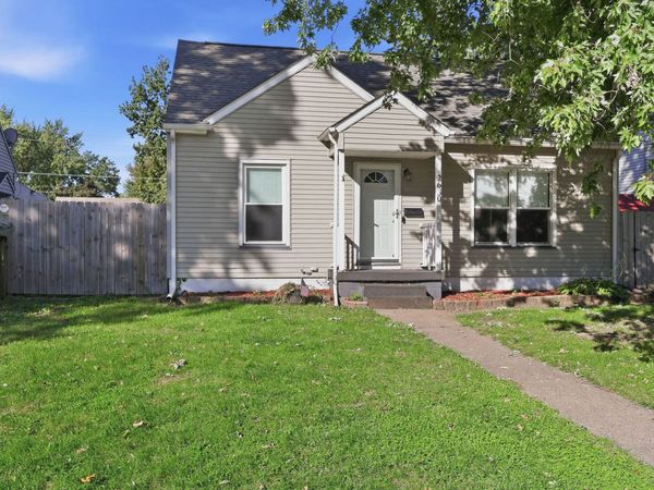 2630 Davie Street , Davenport, IA 52804
