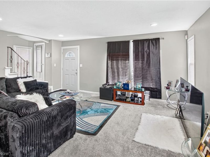 15715 Glendale Avenue, Cleveland, OH 44128 Photo 5