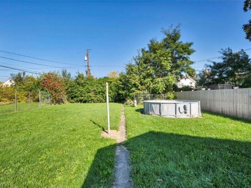 1755 E 36th Street, Lorain, OH 44055 Photo 36