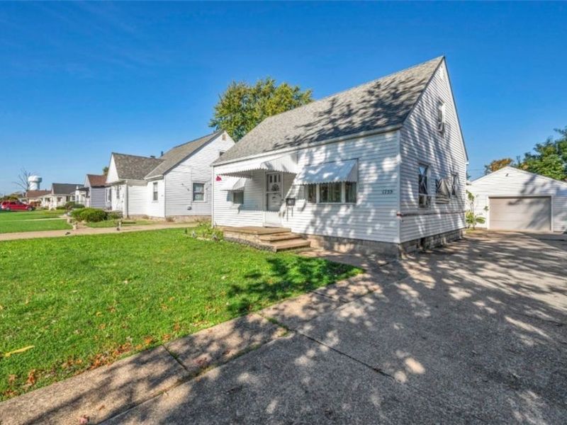 1755 E 36th Street, Lorain, OH 44055 Photo 4