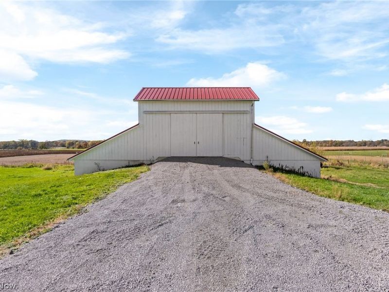 7385 Kemary Avenue SW, Navarre, OH 44662 Photo 26