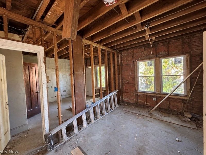 16039 Saint Clair Avenue, Cleveland, OH 44110 Photo 2
