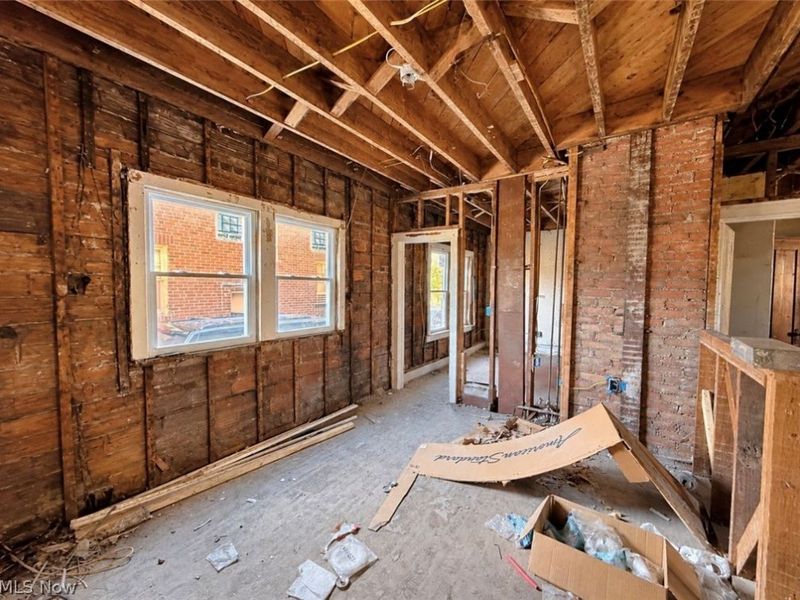 16039 Saint Clair Avenue, Cleveland, OH 44110 Photo 9