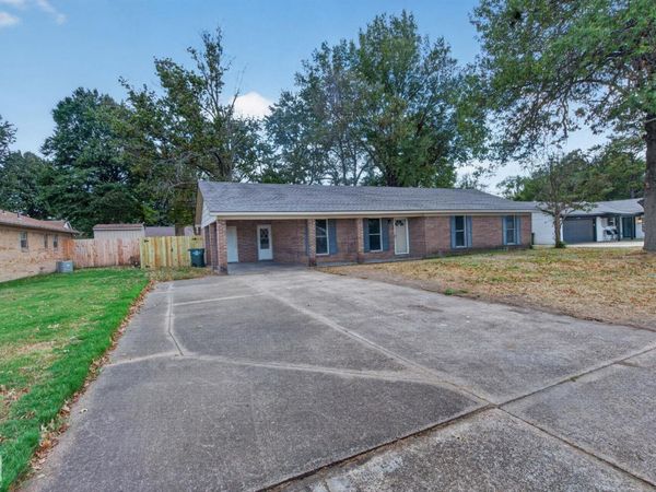 1123 S Parkside Street S, Blytheville, AR 72315