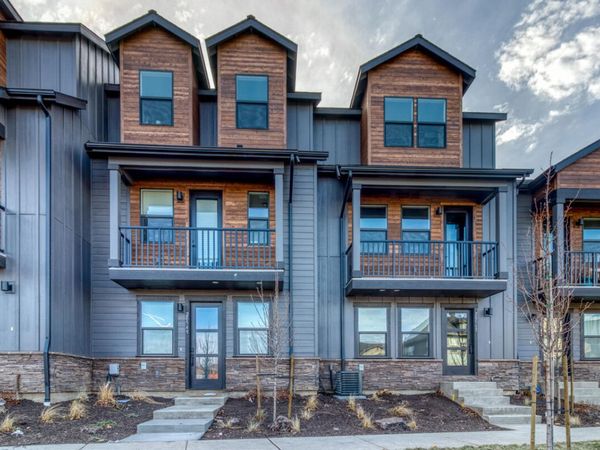 20558 Empire Avenue, Bend, OR 97701