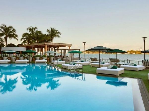 1100 West Ave , Unit 407, Miami Beach, FL 33139