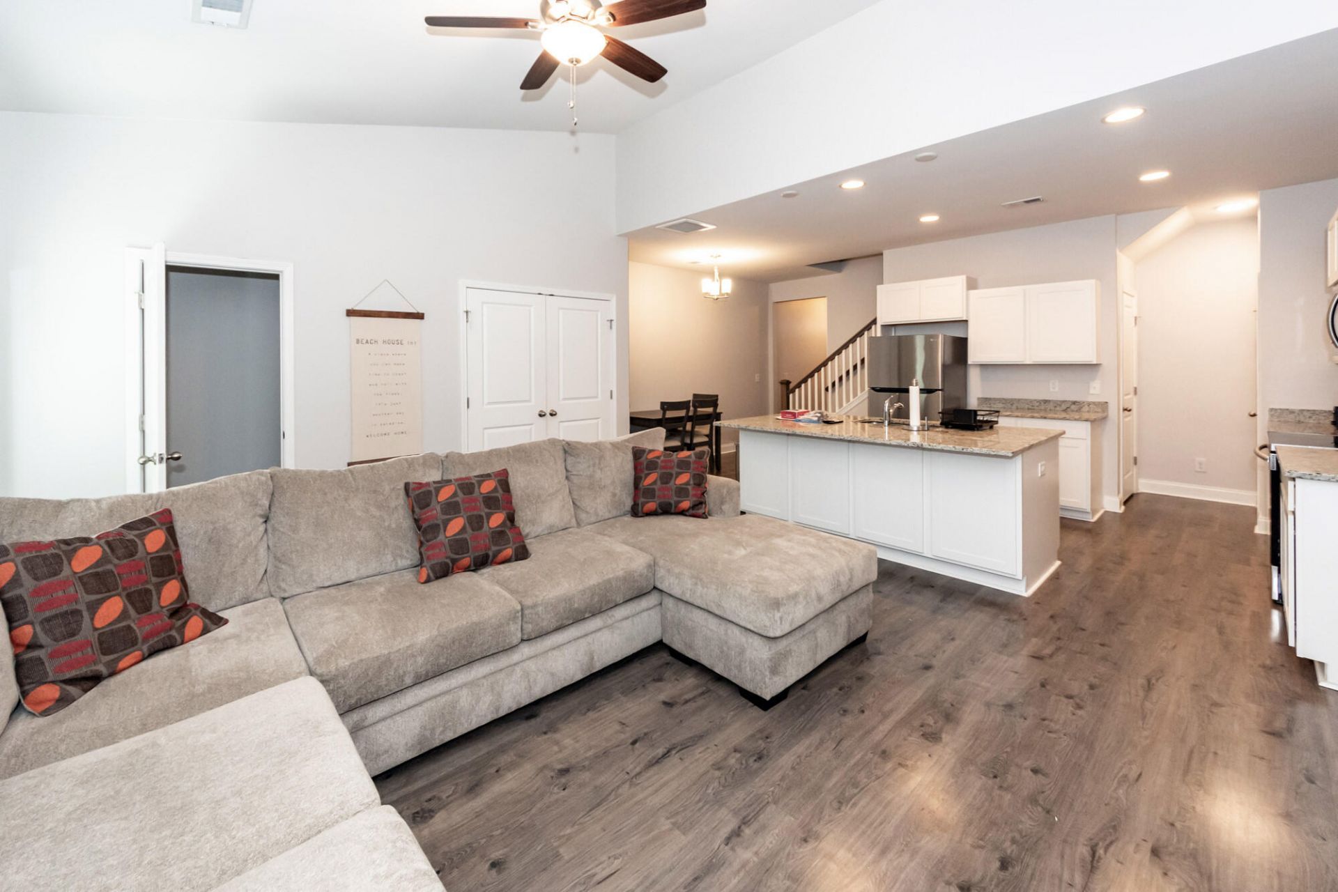 7789 Montview Road Photo 12