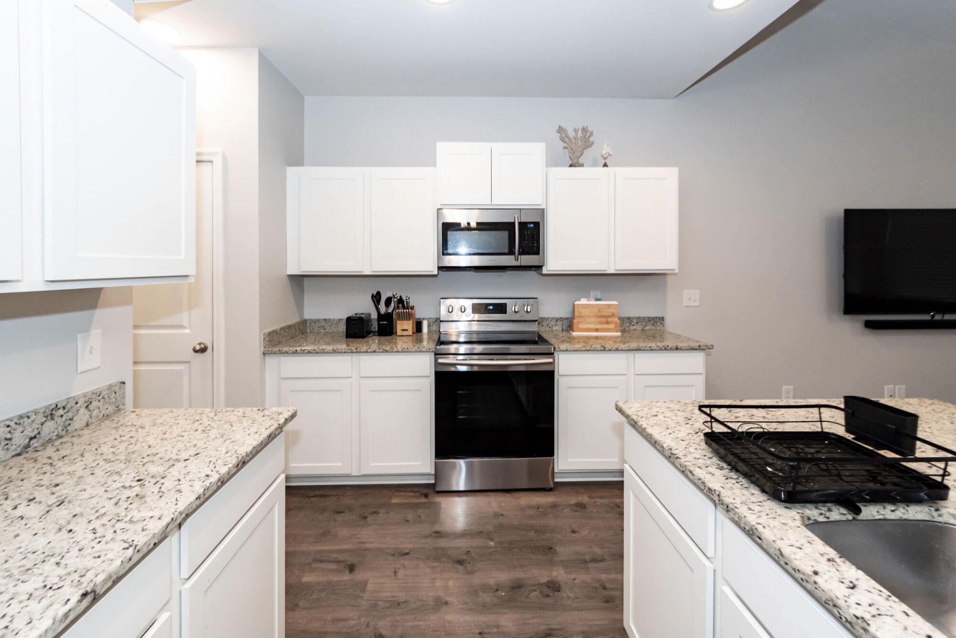 7789 Montview Road Photo 19