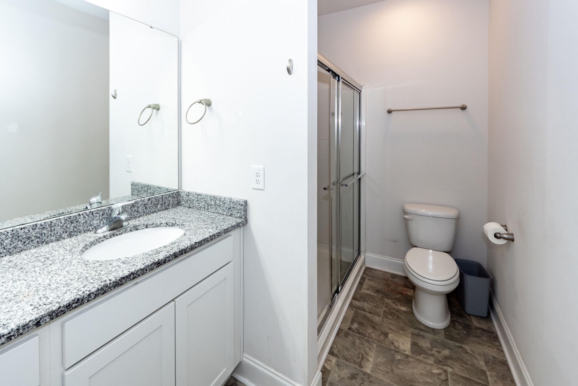 7789 Montview Road Photo 8
