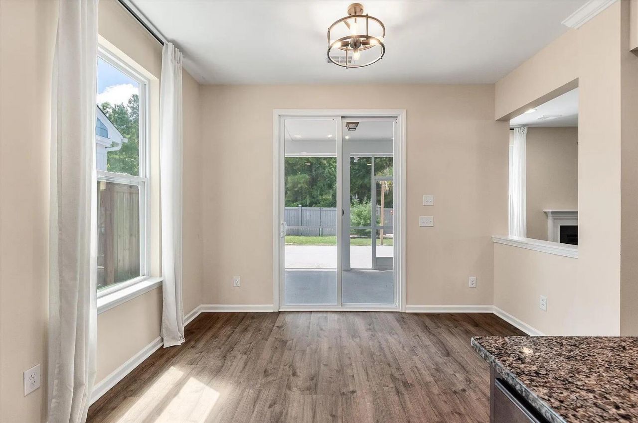 1100 Magnolia Warbler Way Photo 11