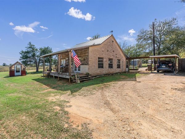 268 County Road 476, Thrall, TX 76578