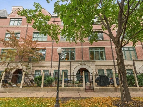 1478 S Prairie Avenue , Unit D, Chicago, IL 60605