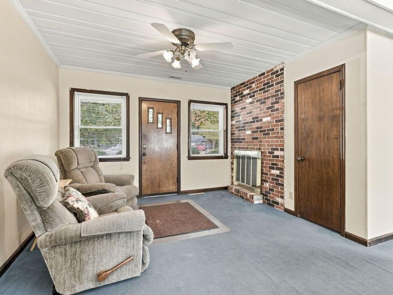1252 E Allen Street , Lancaster, OH 43130 Photo 10
