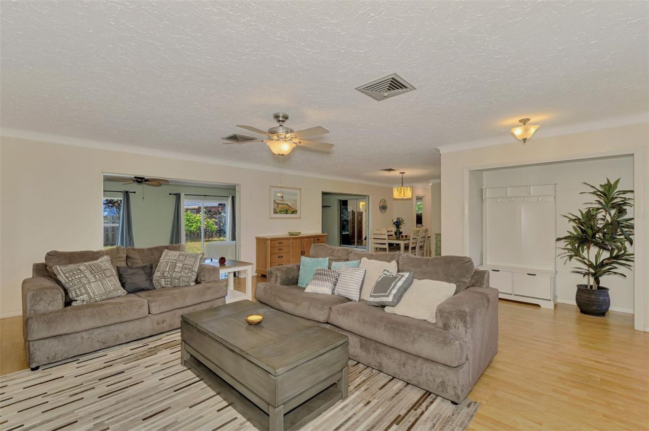 3078 Spencer Lane, Sarasota, FL 34239 Photo