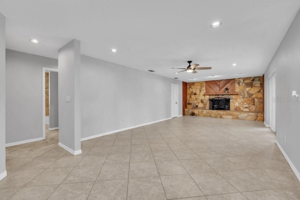 5710 Wo Griffin Road, Plant City, FL 33567 Photo