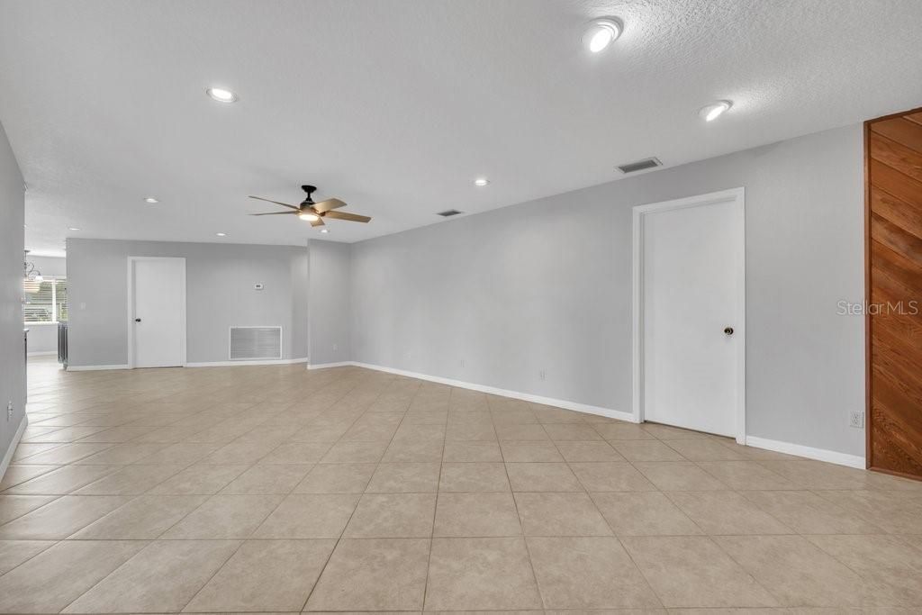 5710 Wo Griffin Road, Plant City, FL 33567 Photo