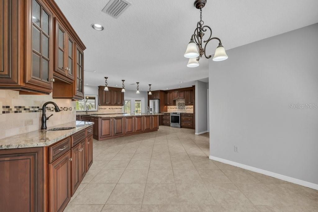 5710 Wo Griffin Road, Plant City, FL 33567 Photo