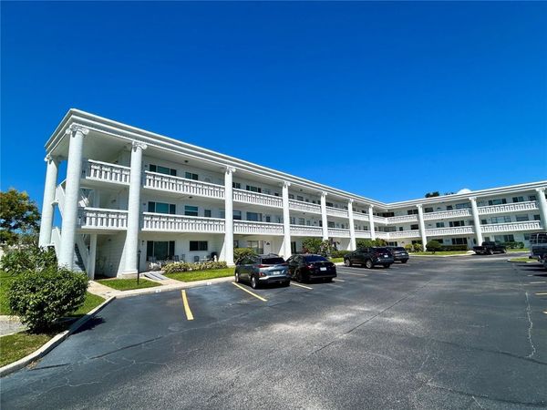 2454 AUSTRALIA WAY E, Unit 38, CLEARWATER, FL 33763