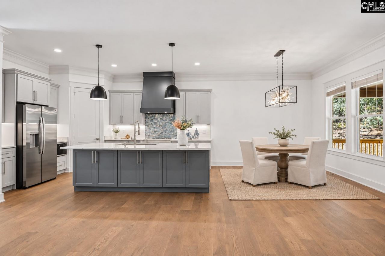 109 Silver Lake Circle  Photo 4