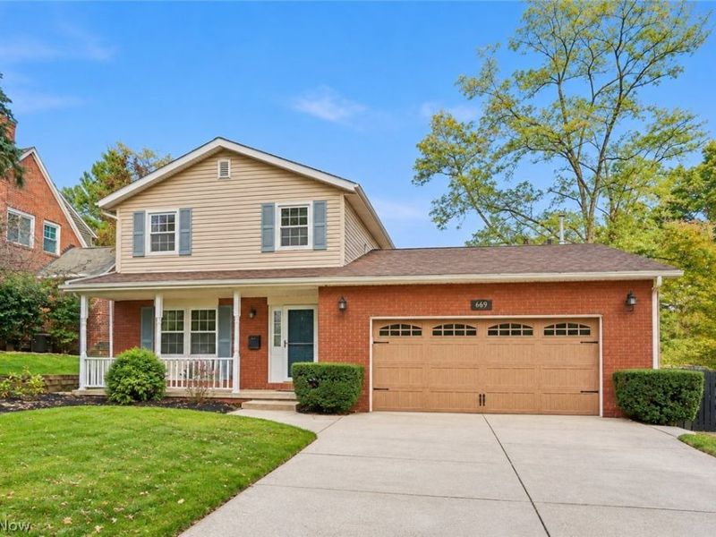 669 Upper Merriman Drive , Akron, OH 44303 Photo 1