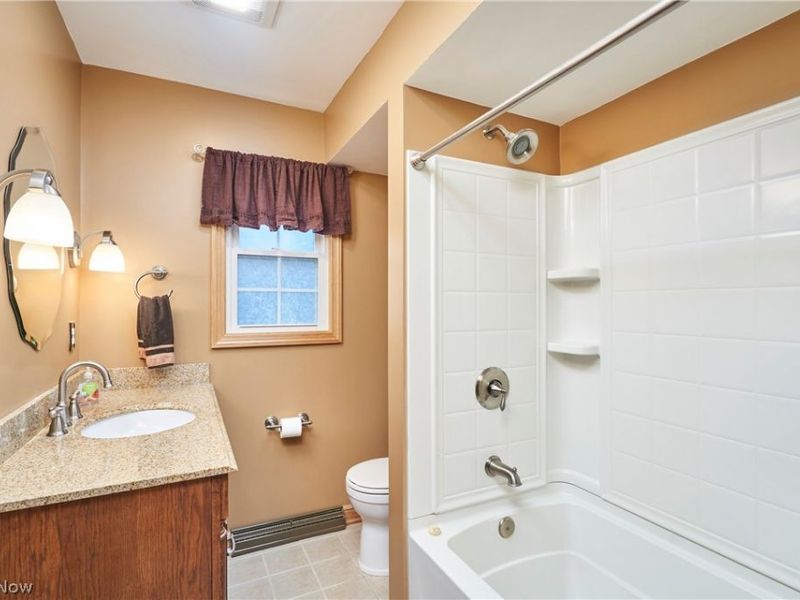 669 Upper Merriman Drive , Akron, OH 44303 Photo 12