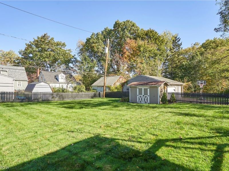 669 Upper Merriman Drive , Akron, OH 44303 Photo 23