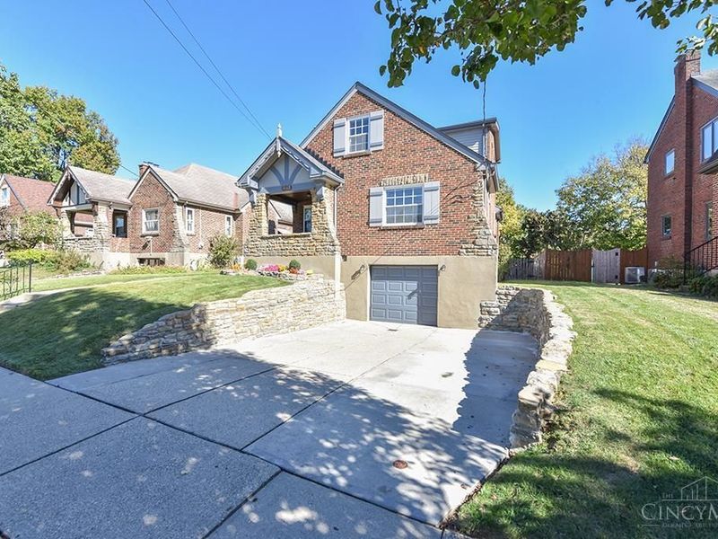 4142 Pillars Drive, Cincinnati, OH 45209 Photo 2
