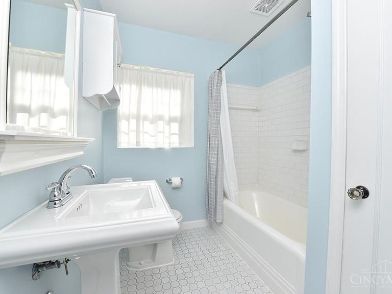 4142 Pillars Drive, Cincinnati, OH 45209 Photo 21