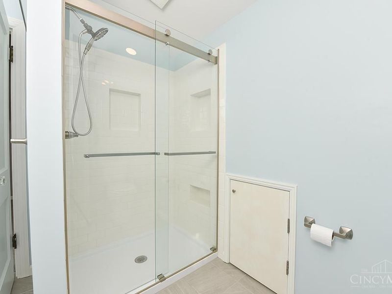 4142 Pillars Drive, Cincinnati, OH 45209 Photo 25