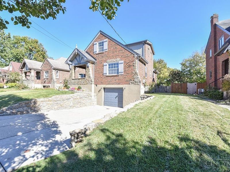 4142 Pillars Drive, Cincinnati, OH 45209 Photo 3