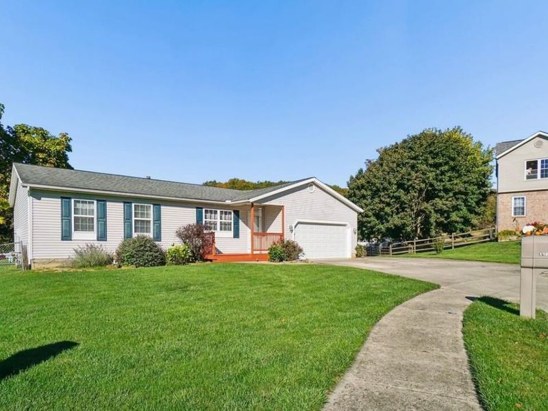 1194 Adam Court , Heath, OH 43056 Photo 2