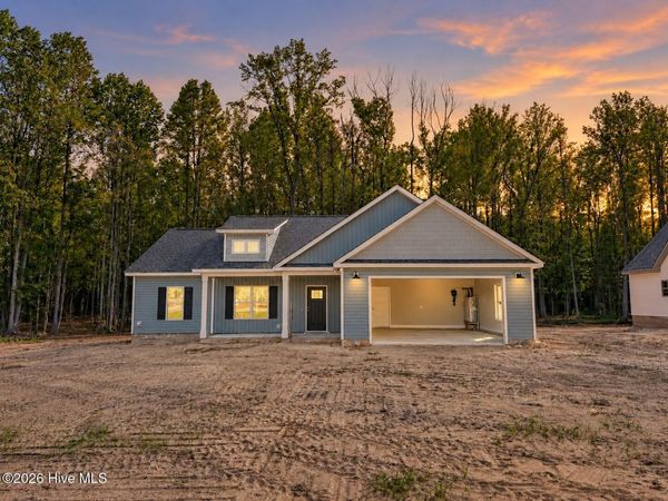 9800 Hinnant-edgerton Road , Kenly, NC 27542