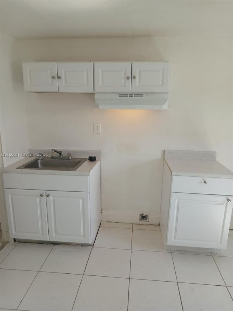 5018 Pembroke Rd , West Park, FL 33021 Photo